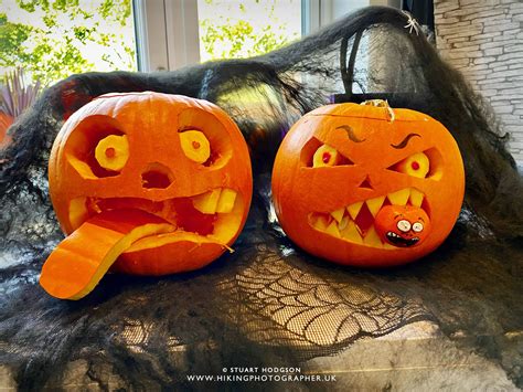 scary face pumpkin carvings 3