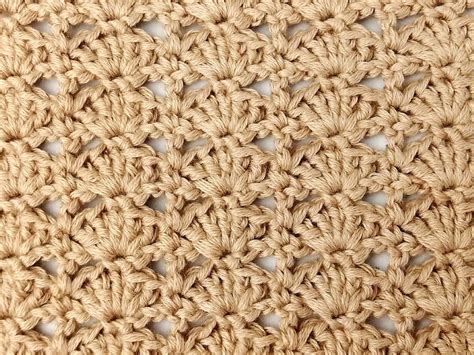 The Simple Aligned Shell Stitch Nordic Hook Free Crochet Stitch