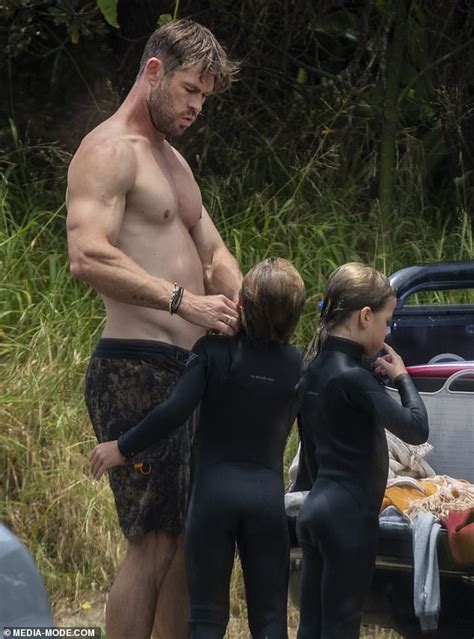 His Strength Is Limitless Chris Hemsworth Shows Off His Outrageous