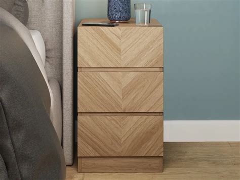 Gfw Catania Euro Oak 3 Drawer Bedside Table