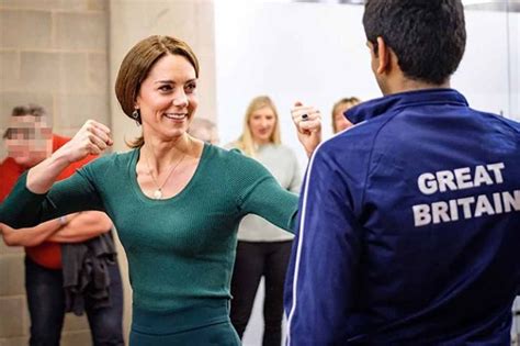 Kate Middleton Estrena Pantalones De Zara De Euros Magazinespain