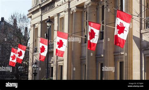 Canada embassy london hi-res stock photography and images - Alamy