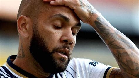 Son Dakika Efsane Futbolcu Dani Alves In Davas Nda Karar Verildi