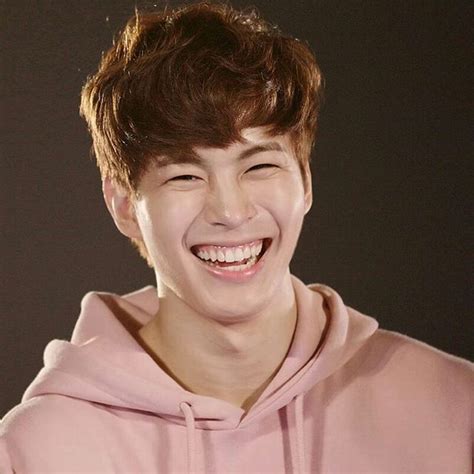 Hongbin And His Perfect Smile Vixx Hongbin Vixx Lee Hong Bin