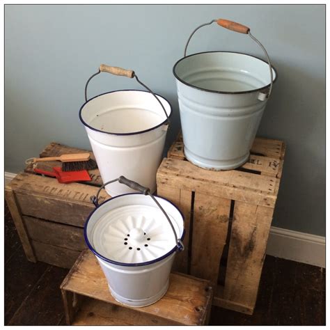 White Enamel Bucket With Lid Mayfly Vintage