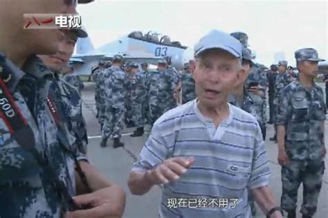 苏联老兵给予中国军人暴击 你们已经不再用图 16了吧 中方回答底气不足 每日头条