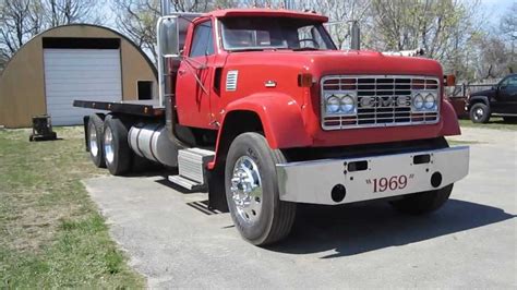 Gmc 9500 Lond Hood 8v71n Detroit Diesel Youtube