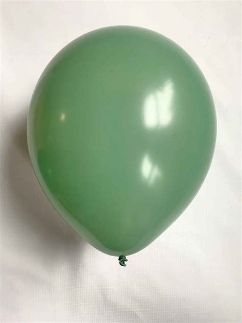 Set of 5 Botanical Green Balloons | EnFete