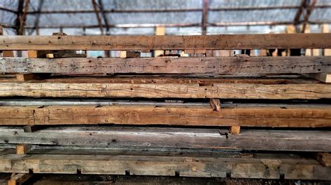 Reclaimed Hand Hewn And Sawn Beams North Georgias Biggest Selection