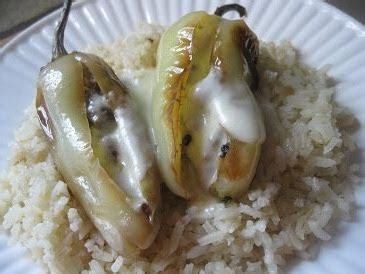 Me gusta cocinar, pero Odio lavar los platos: Chiles Gueros rellenos (II)