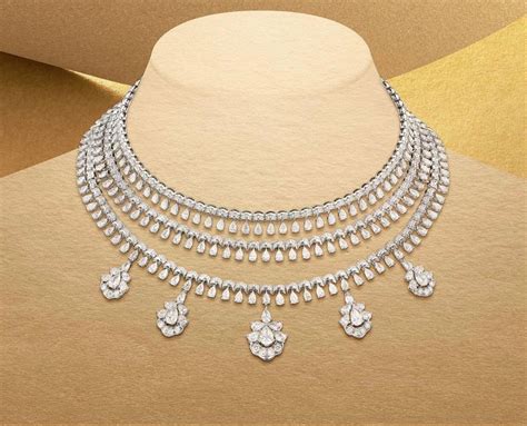 Pin By Manoj Kadel On Diamond Necklaces Colour Stone And Perls Jewellery Beautiful Diamond