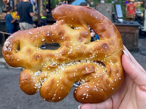 New Simba Pretzel Vegan Disney World