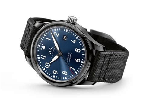 A BLUE-AND-BLACK SPECIAL-EDITION PILOT’S WATCH MARK XVIII TAKES OFF FOR A GOOD CAUSE