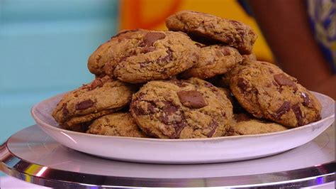 Finding the best chocolate chip cookie recipe - Good Morning America