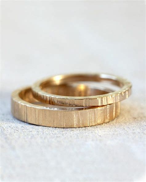 Choisir la meilleure bague de mariage femme en 48 photos