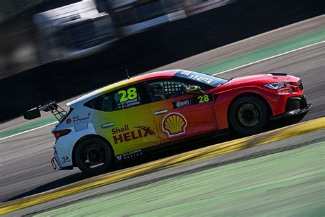 TCR SA Após vitória Lapenna projeta disputar temporada em 2024