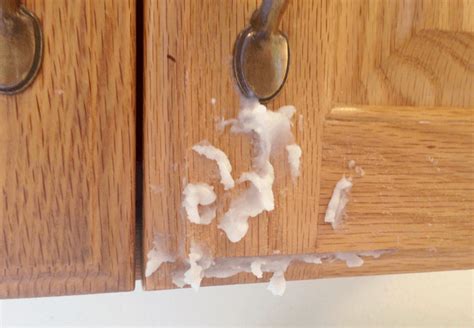 Remove Grease And Grime Easily How To Really Clean Oak Kitchen