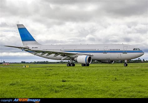 Airbus A B R Kuwait Airways K Ama Airteamimages