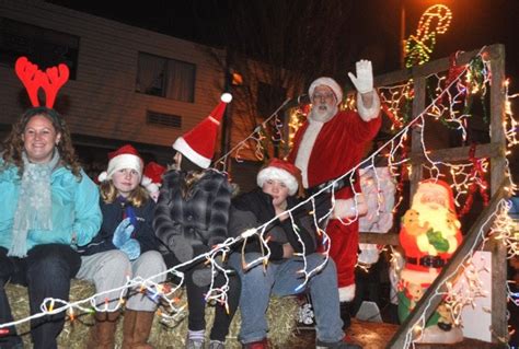 Santa Claus Arrives In Aldergrove Langley Advance Times