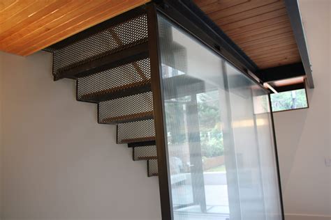 HMH Architectural Metal and Glass - Custom glass railings