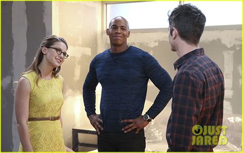 'Supergirl' & 'Flash' Crossover Ratings Soar! | Photo 948275 - Photo ...