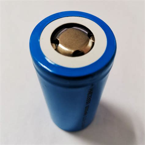 6000mAh 32650 Rechargeable Li Ion LiFePO4 Cell For LED Light China