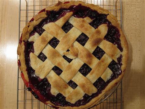 fresh huckleberry pie