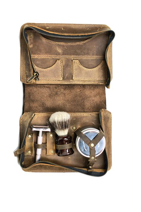 Shaving Kit Bag Leather IUCN Water