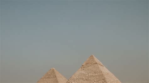 Pioneering Ancient Wonders: Pyramids Of Giza History