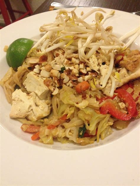 Tofu Pad Thai Recipe - hungry and fit