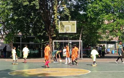 LOMBA FUTSAL SEKOLAH ISLAM SHAFTA Sekolah Islam Shafta Surabaya