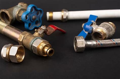 PEX Crimp vs Clamp: A Comprehensive Comparison for Your Plumbing Needs ...