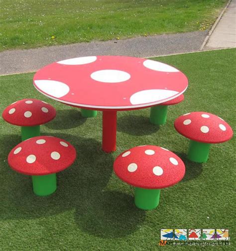 Mushroom Table And Seats By Maple Leaf Designs The One Stop Playground