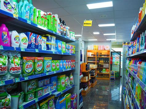 Customers at the UPS store Ocala praise the new management team 13