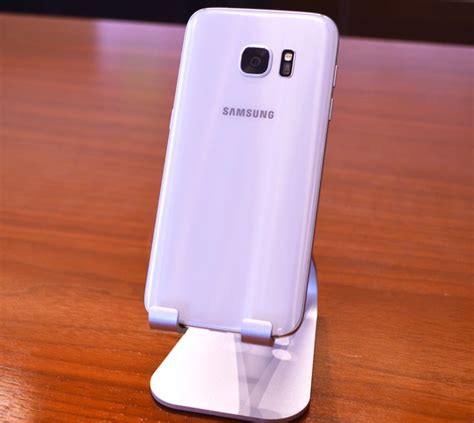 A Peek At The White Pearl Model Samsung Galaxy S7 And Galaxy S7 Edge Popsugar Tech Photo 3