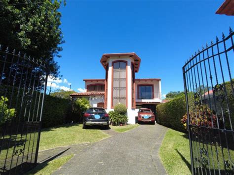 Casa En Venta En San Isidro Heredia U D Cav