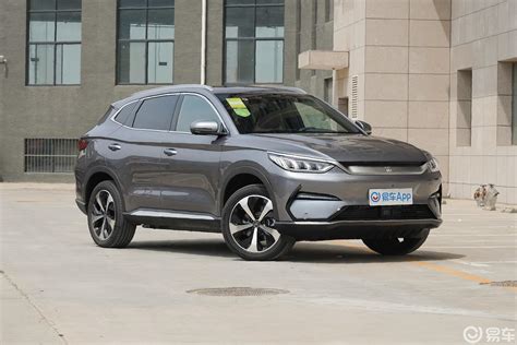 【宋plus新能源ev 旗舰型侧前45度车头向右水平图片 汽车图片大全】 易车