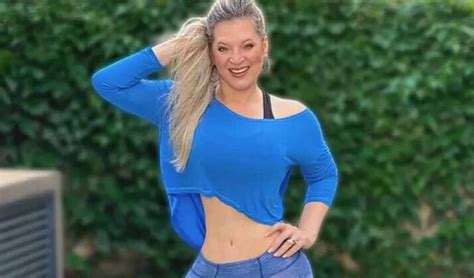 Ao exibir corpo remodelado Joice Hasselmann diz que aos 50 terá melhor