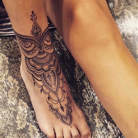 Top 103 Best Lace Tattoos [2021 Inspiration Guide]