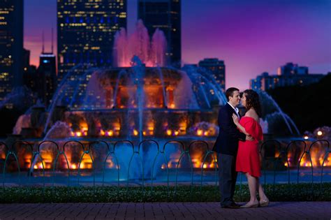 Buckingham Fountain Engagement Photos: Carna & Don - Wasabi Photography