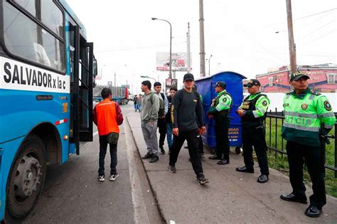 Buses Mercados Gamarra Y Otros Gremios Se Unen Al Paro De Hoy