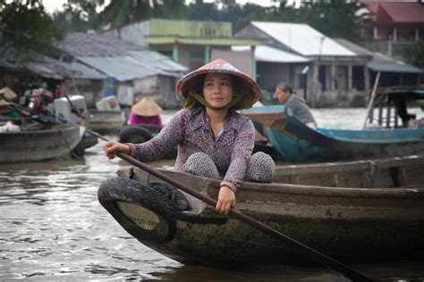 Mekong River Cruise - Discover Cambodia & Vietnams Treasures - Piccavey