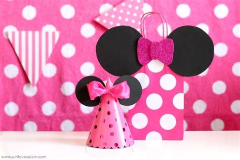 Minnie Mouse Party Favors - Girl Loves Glam