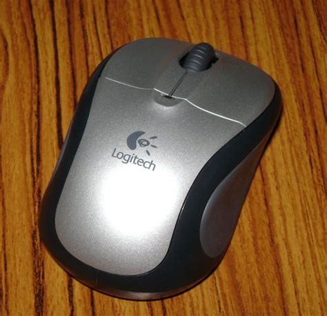 Todo Sobre Computadoras Mouse Logitech M