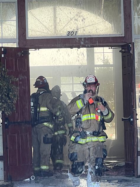 Kern County Firefighters Put Out Fire At Former Golf Clubhouse In Wasco