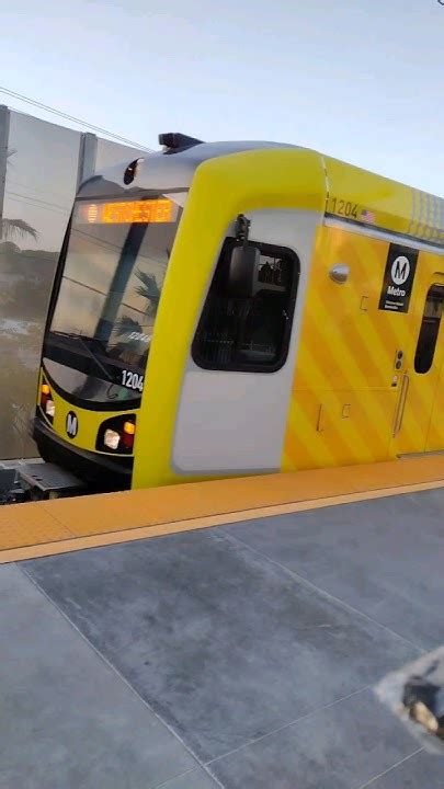 La Metro Rail Kinkisharyo P3010 Arriving At Downtown Inglewood Station