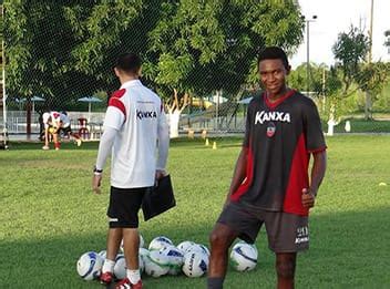 Jogador Robinho Assina Contrato River Por Dois Anos Cidadeverde