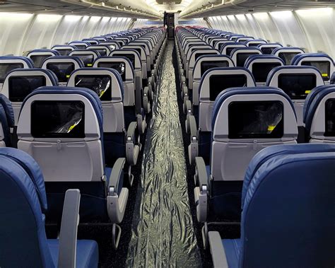 Refreshed 737-800 Aircraft | Delta News Hub