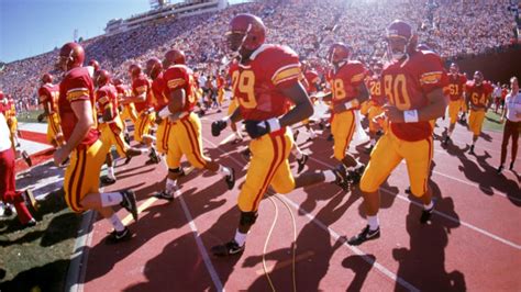 USC football could pull off alternate jerseys with a traditional spin