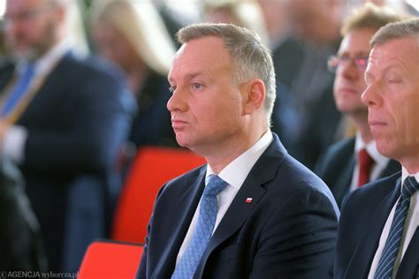 Andrzej Duda stracił okazję by nie zadzwonić do prezydenta Iranu